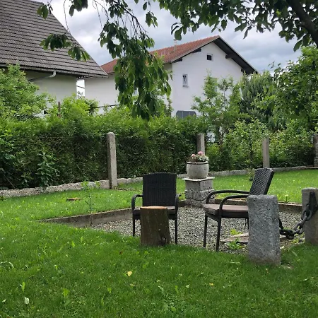 Nocleg ze śniadaniem B&B Sencur *